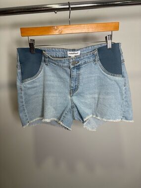 Motherhood Light Wash Denim Shorts with Dark Blue Side Panels